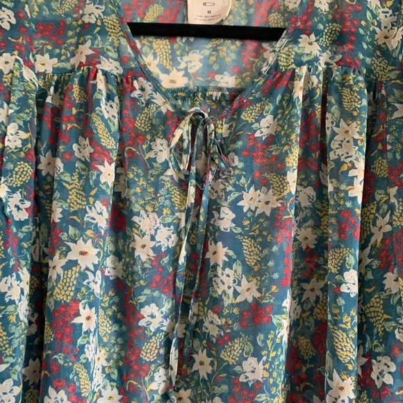 Urban Outfitters Pins and Needles Teal Floral Sheer Blouse size Medium EUC - Picture 3 of 5